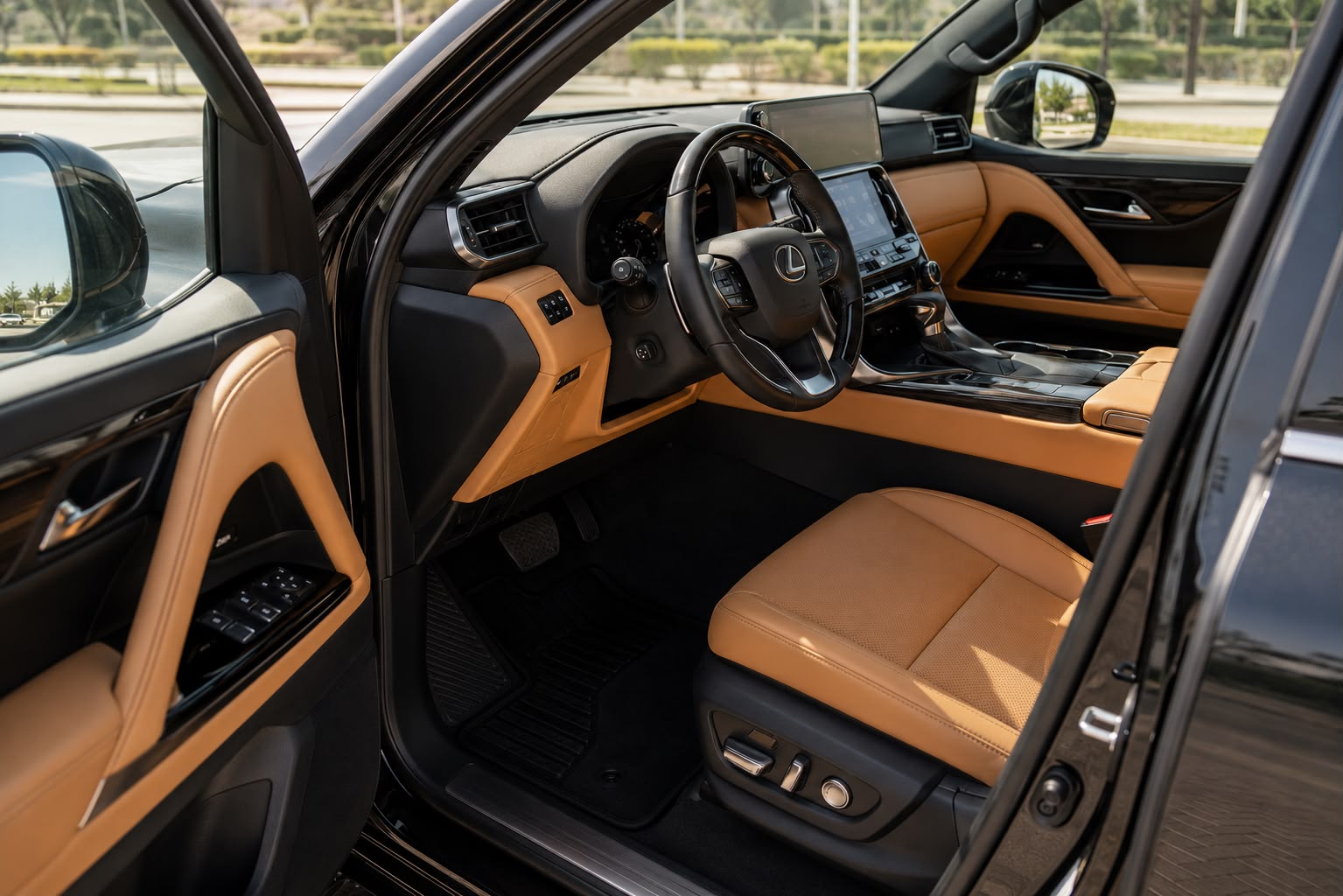Lexus front cabin